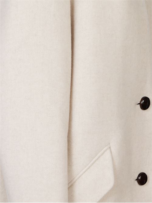 Cappotto lungo beige di MARANT caratterizzato dal design a monopetto, chiusura a bottoni e due tasche con patta sul  davanti. MARANT | 25AMA0439FAB1D03I23EC